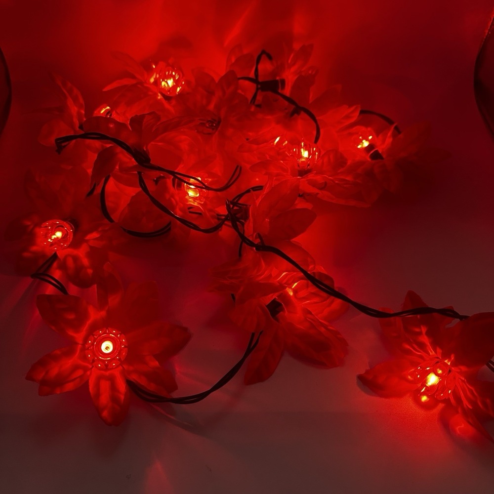 Vintage Trim A Home 20 Silk Poinsettia Indoor/Outdoor String Light Set - Picture 5 of 7